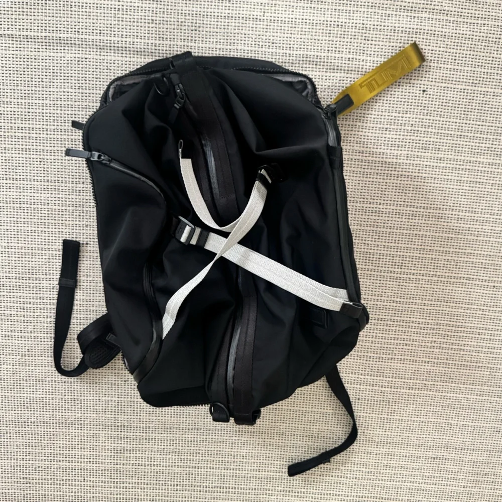 Tumi Tahoe View Splitpack Backpack Duffle Bag Artichoke Green Details